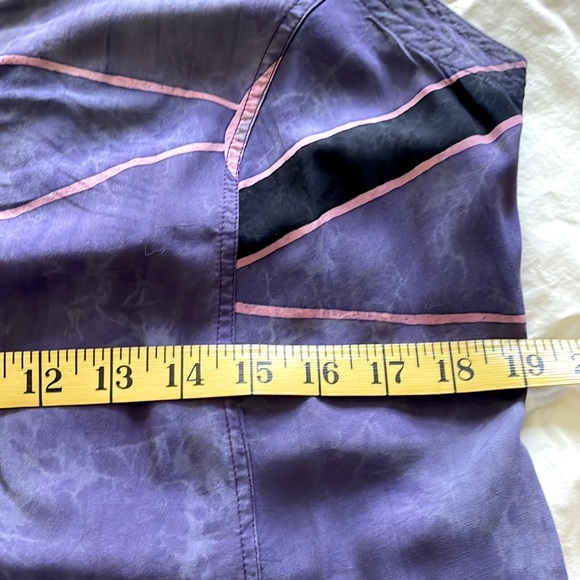 Vintage Y2K Sleeveless Button Down Vest in Purples Pink and Black, Size M - Picture 13 of 14